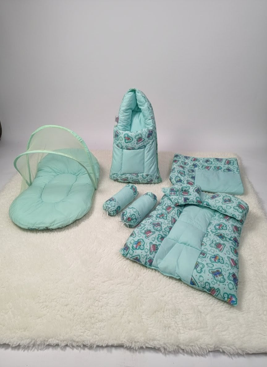 Cozy Nest Car Print Bed Set (8 Pieces)