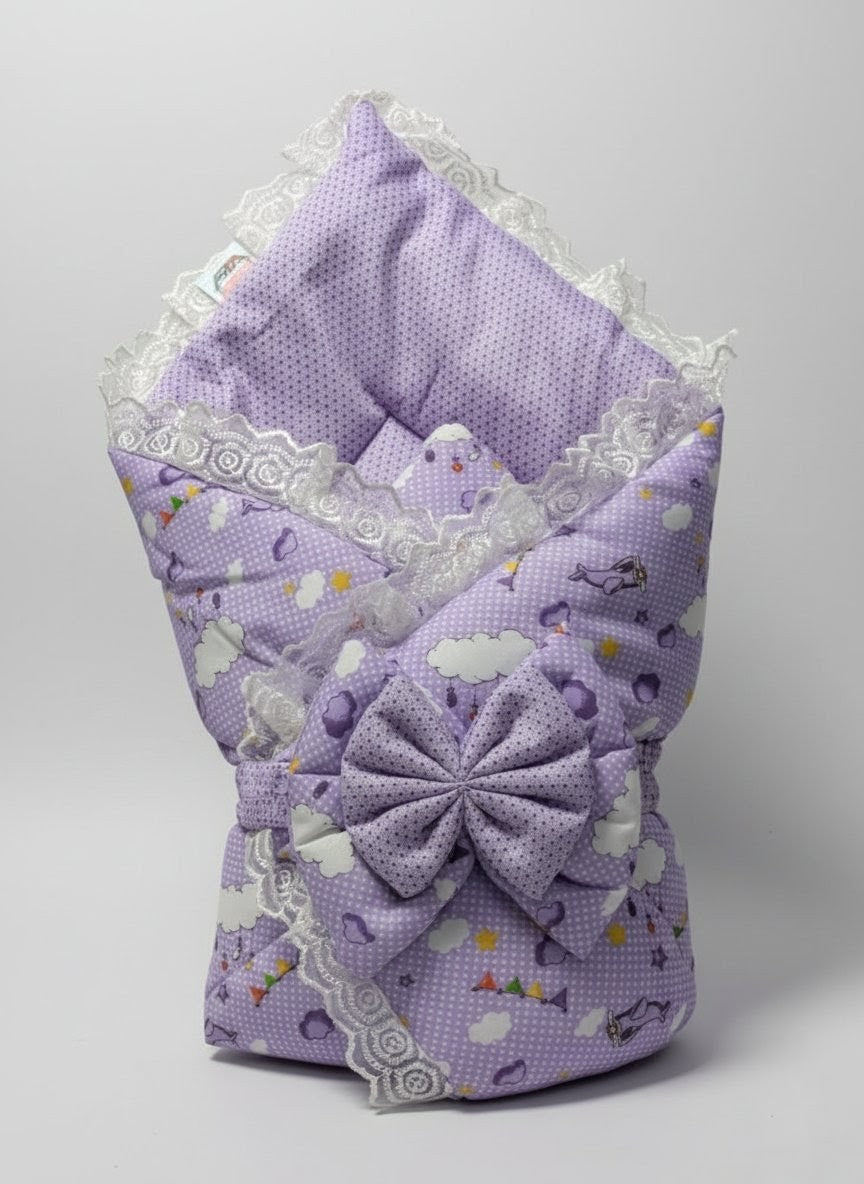 Adorable Baby Bedding Set (11 Pieces)