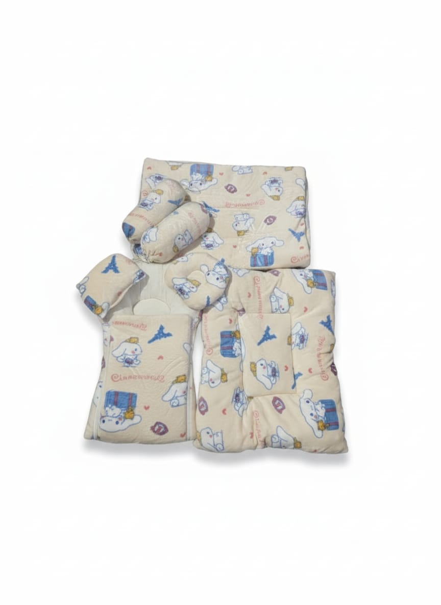 SnuggleNest Velvet Baby Set – 7 Pieces