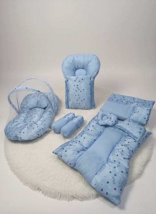 Cute Heart Print Baby bed (8 Pieces)