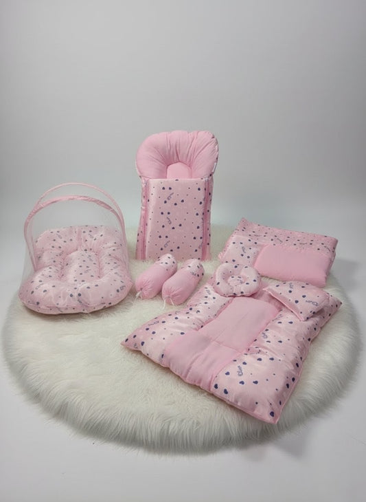 Cute Heart Print Baby bed (8 Pieces)