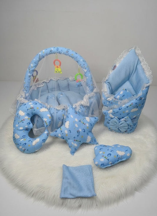 Adorable Baby Bedding Set (11 Pieces)