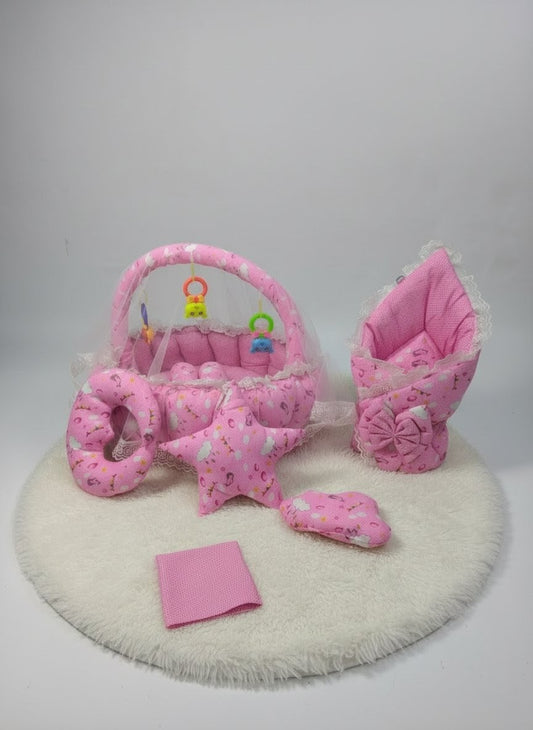 Adorable Baby Bedding Set (11 Pieces)