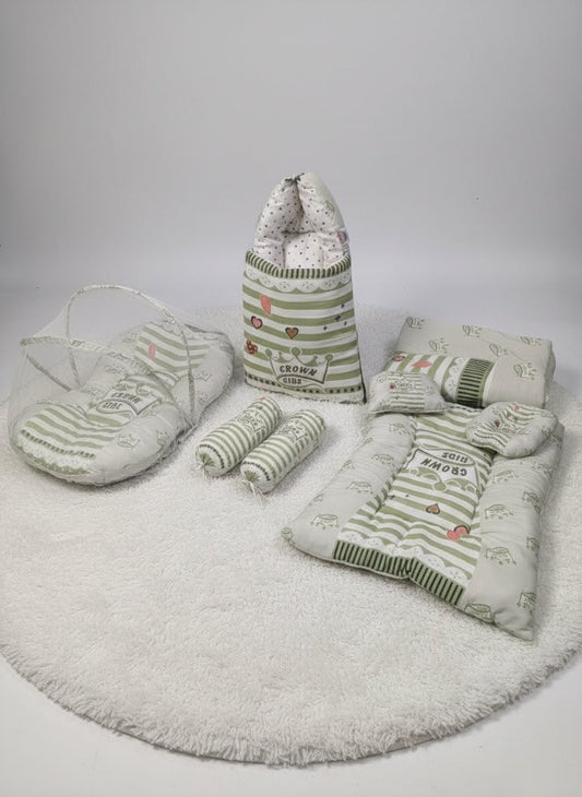 Crown Print Baby Bed 8 Pcs