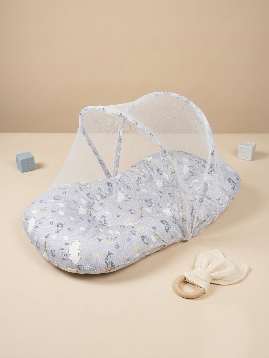 Cute Gray Cloud Baby Bedding Set (8 Pieces)
