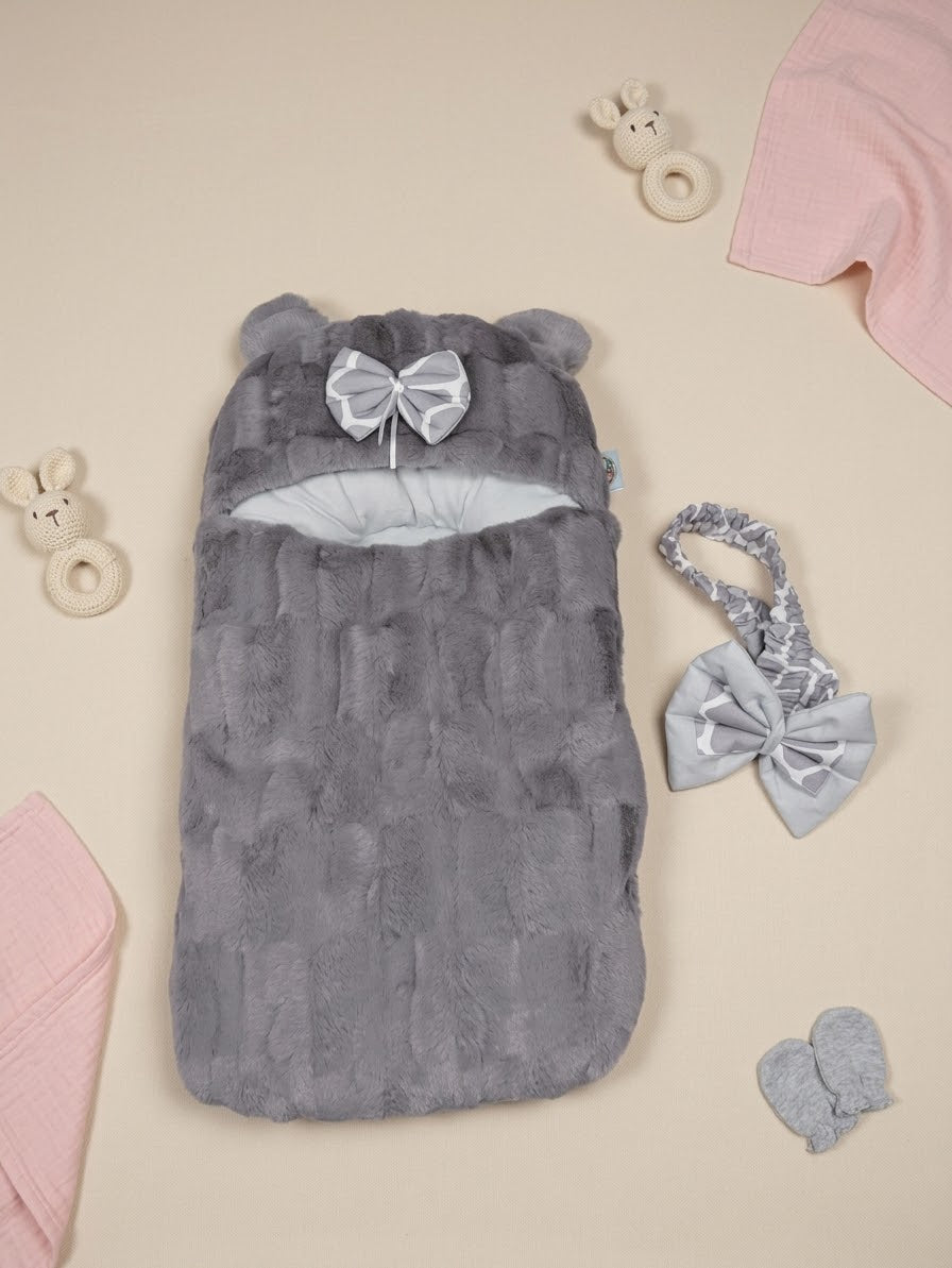 Fluffy Bow Baby Carry Nest
